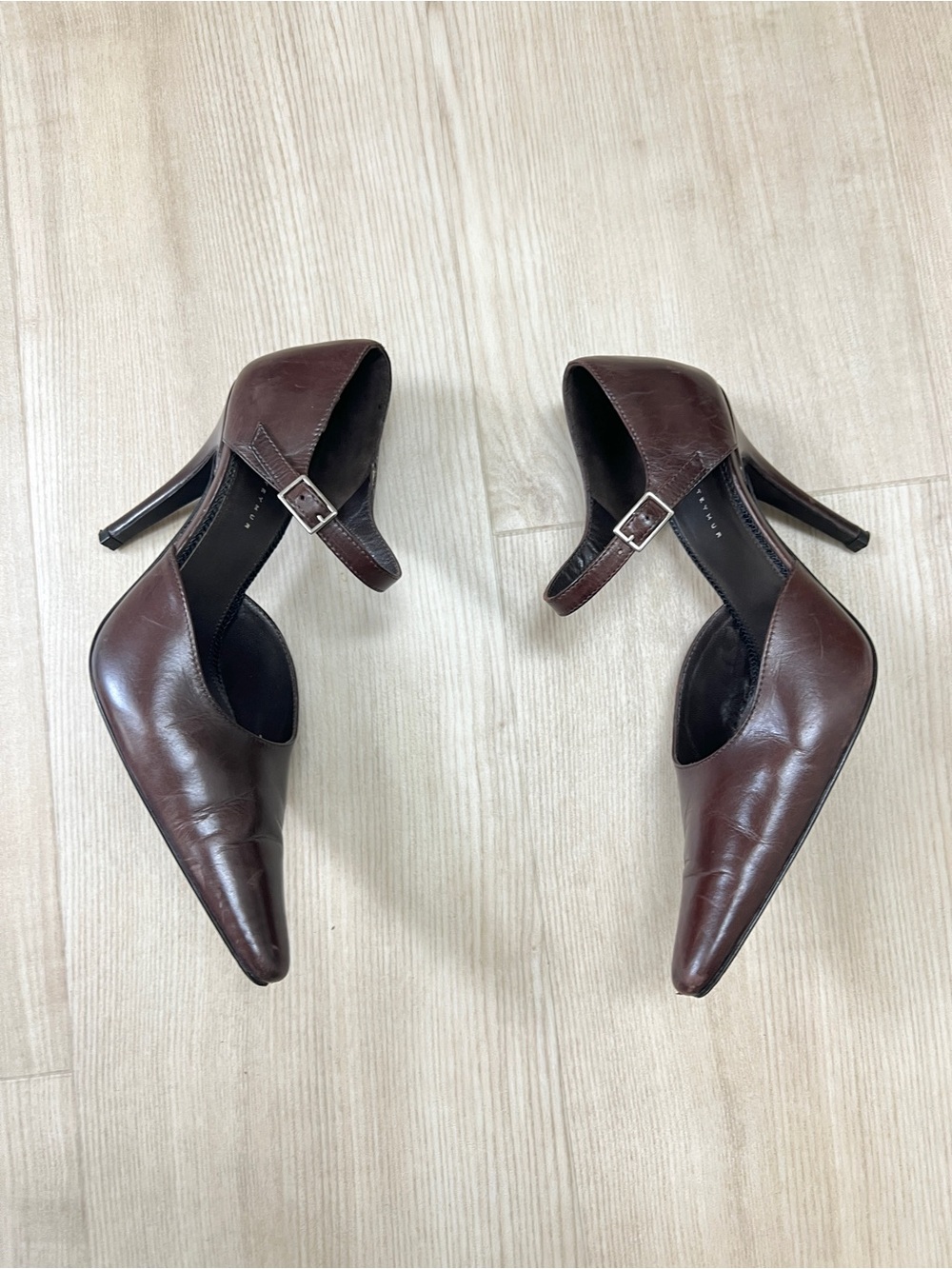 DORA TEYMUR brown pointy GROUPIE mary jane heels / size 38.5